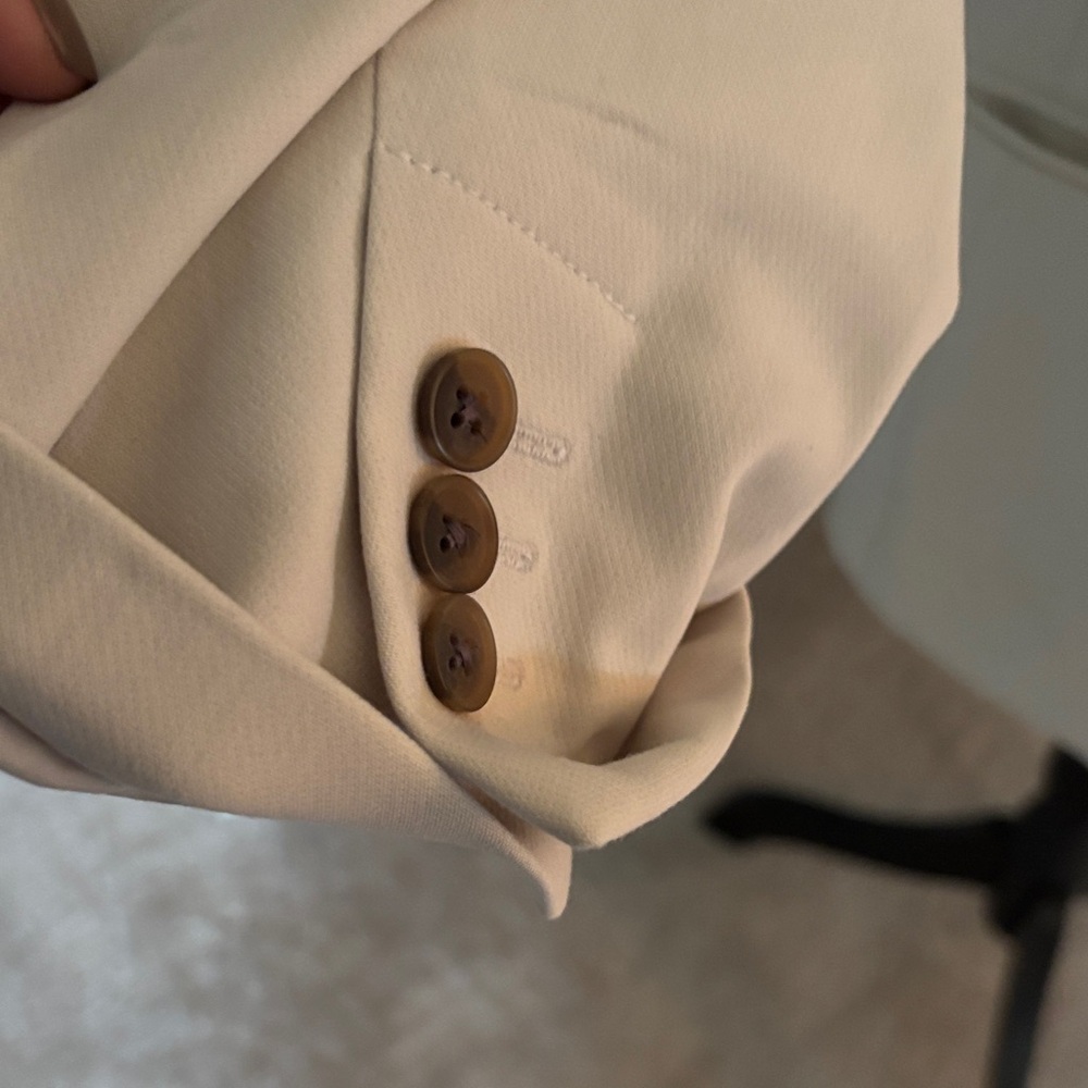 Old Navy Cream Blazer - Picture 3 of 5
